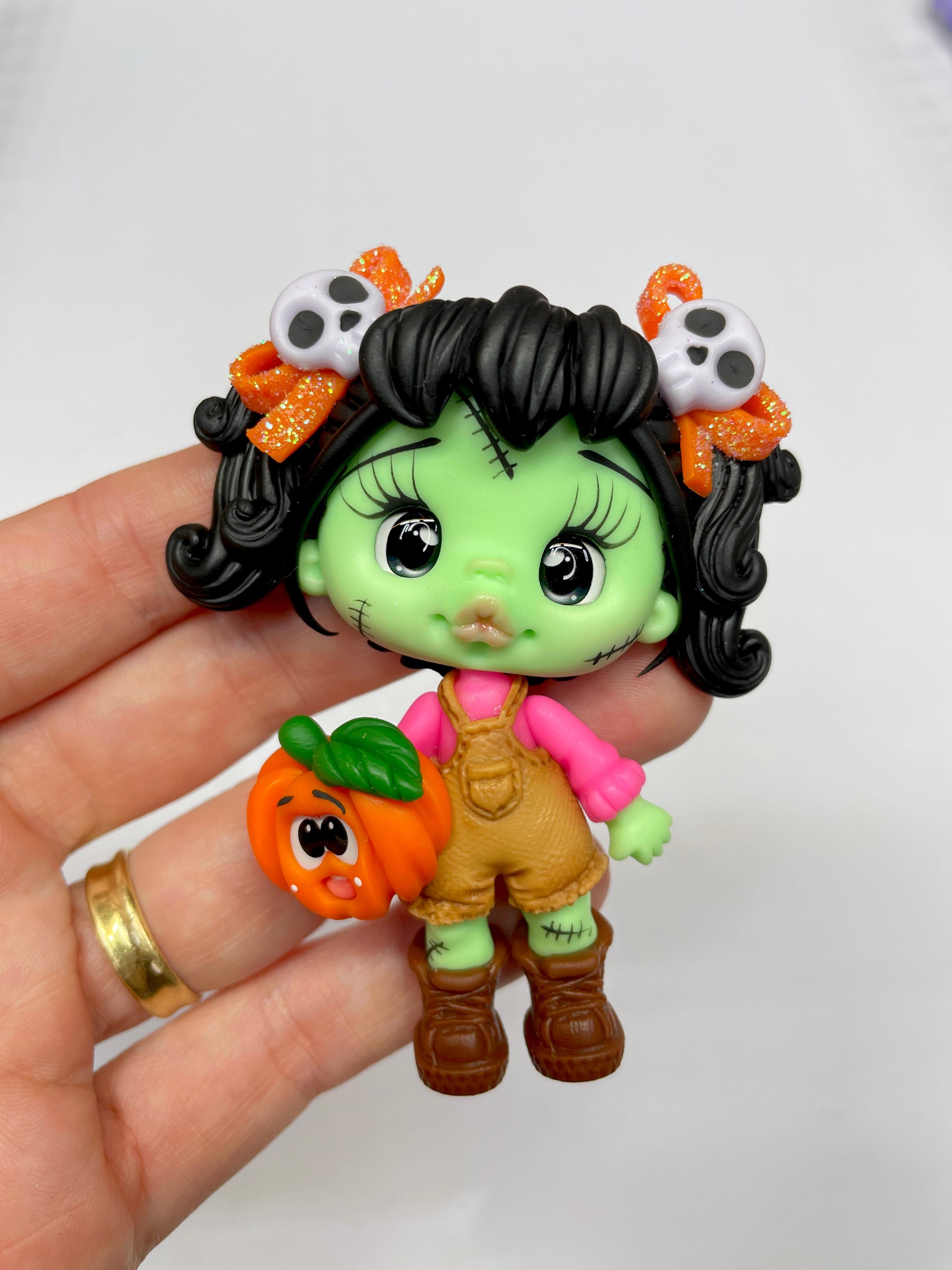 Halloween Dolls