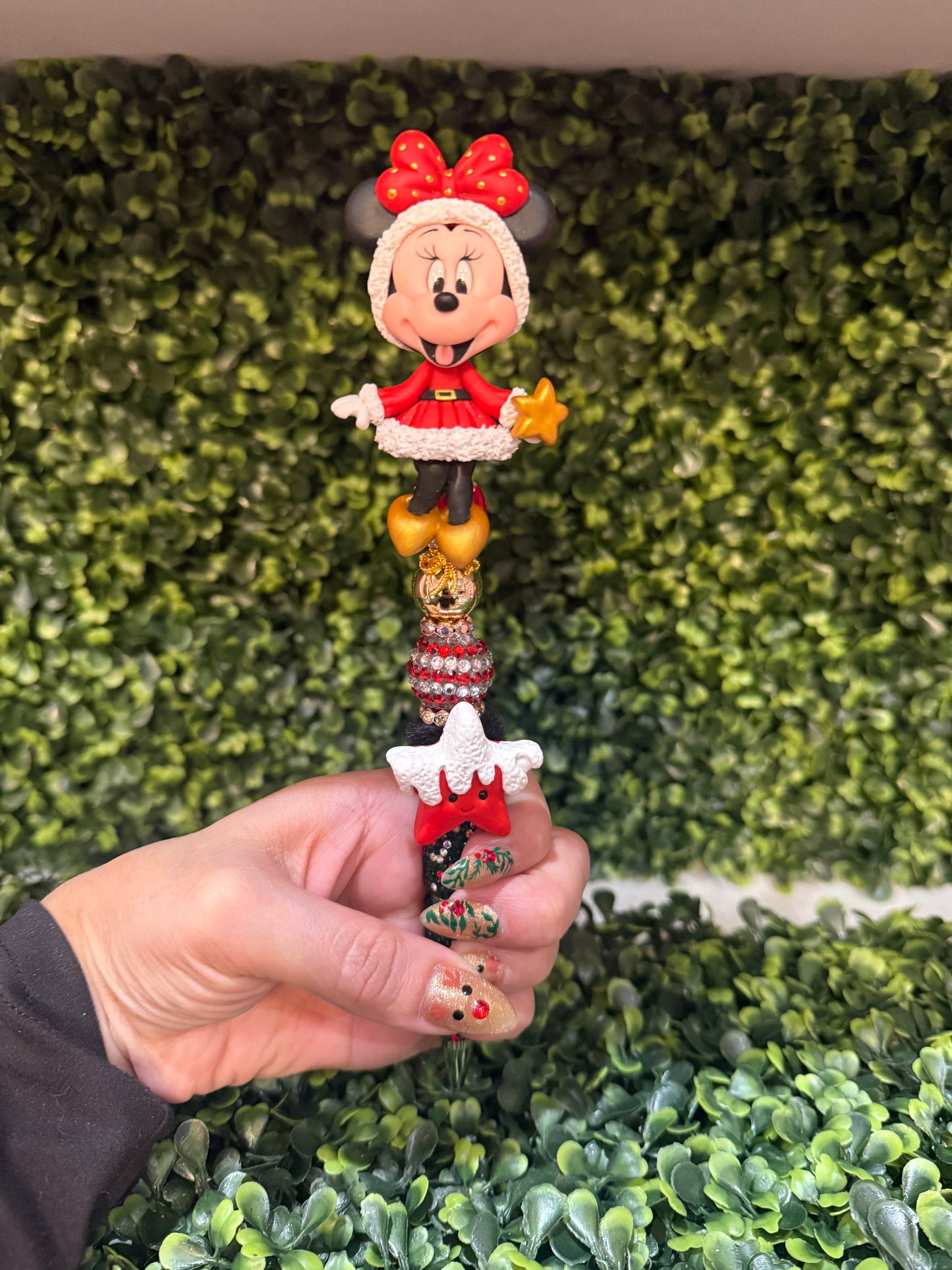 Minnie with Star Pen made by Juju