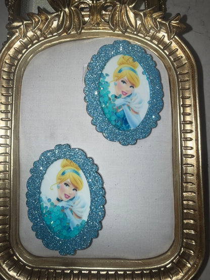 Princesses On Frames Shakers