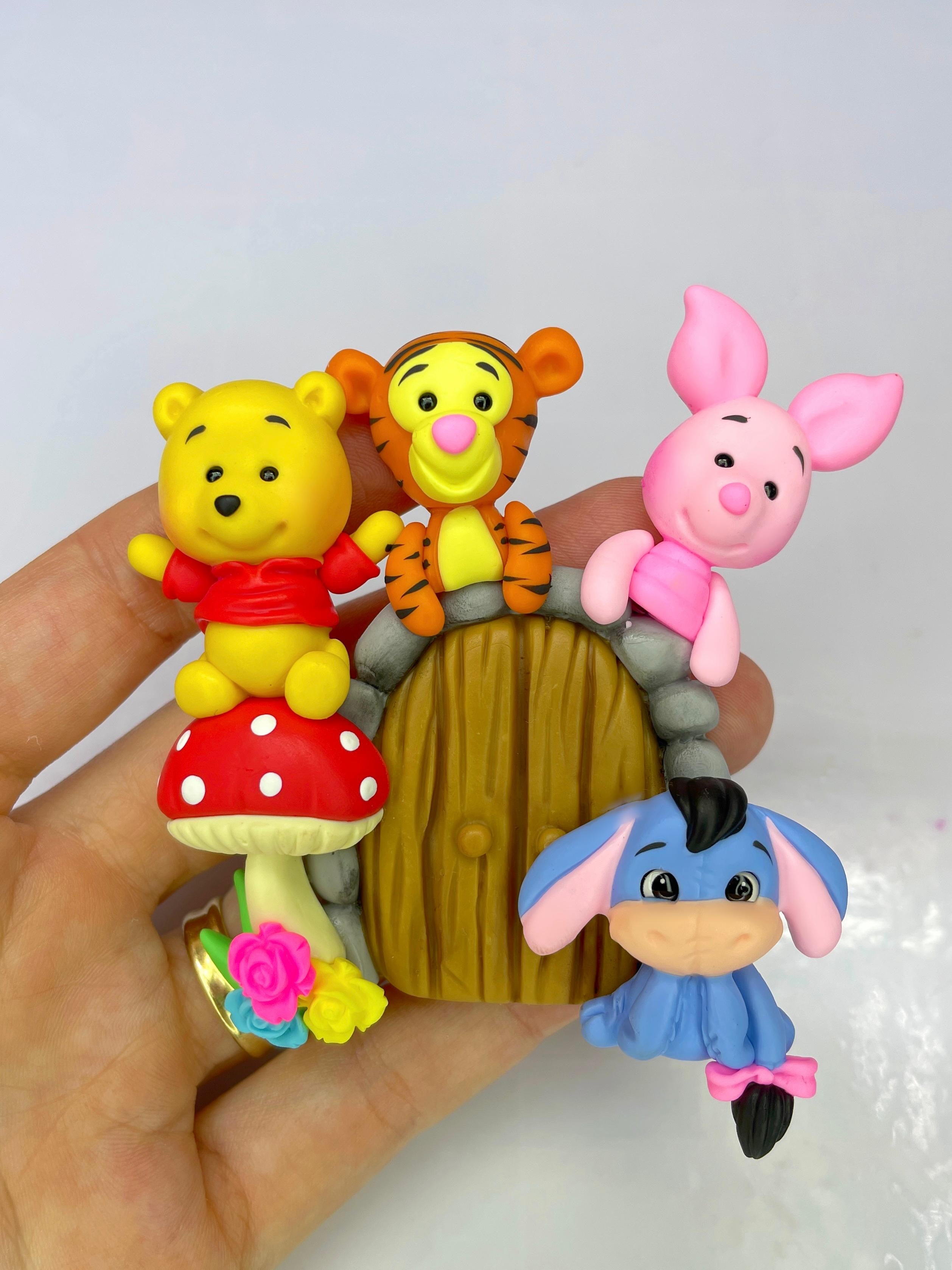 Winnie the pooh door scene