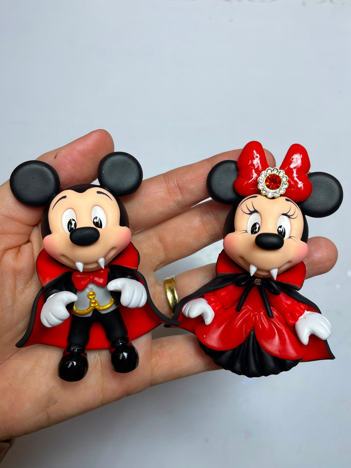 Mickey and Minnie set Halloween (pre-order 9/28/26)